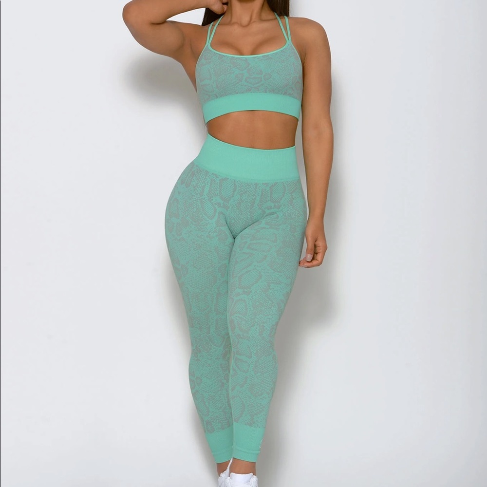 Bombshell Sportswear set